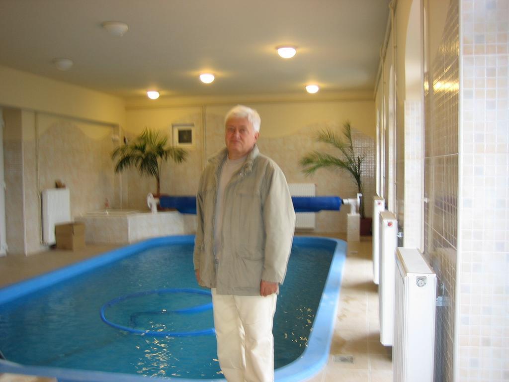 Hotel Aldos Panzio à Farád Extérieur photo