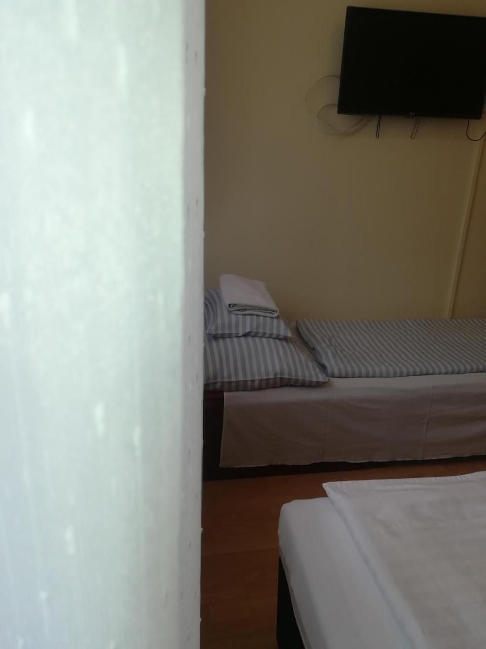 Hotel Aldos Panzio à Farád Extérieur photo