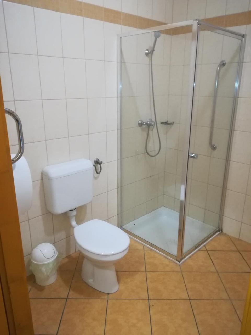 Hotel Aldos Panzio à Farád Extérieur photo